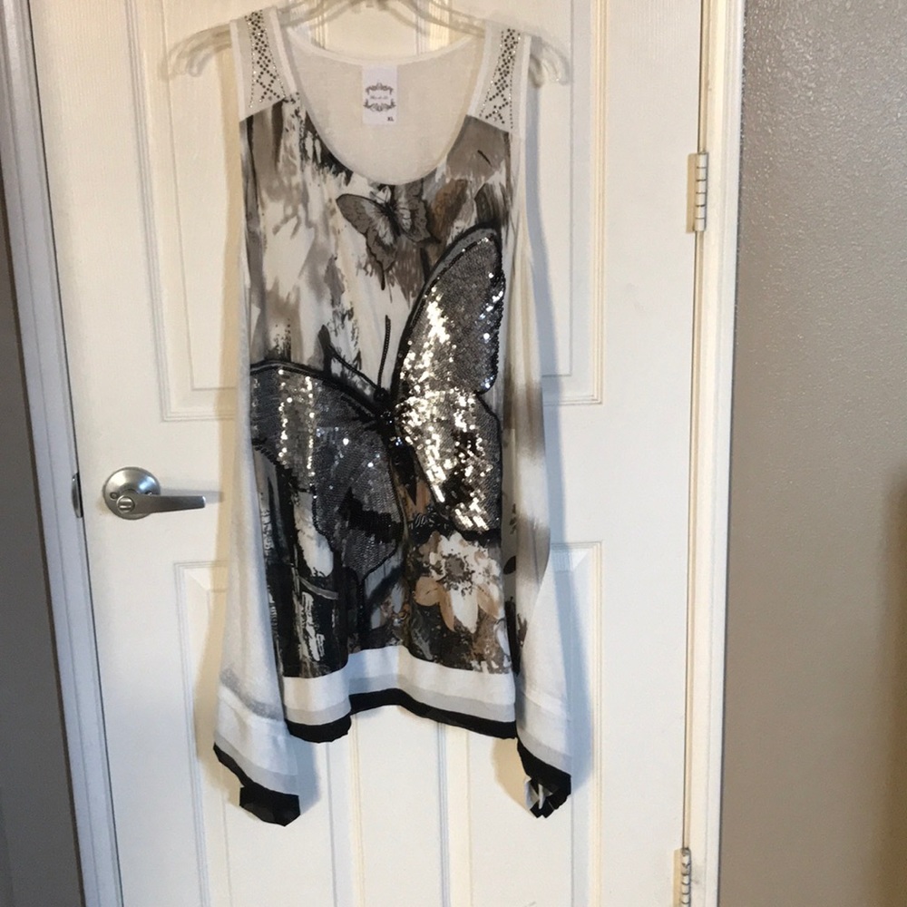 Fleur de lis sequined butterfly sleeveless top